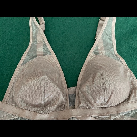 Victoria’s Secret Bralette - Picture 3 of 9